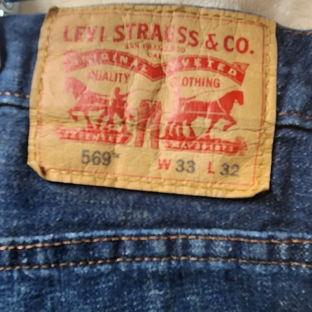 Levi's 569 Classic Blue Straight-Leg Jeans Timeless Style - Picture 7 of 9